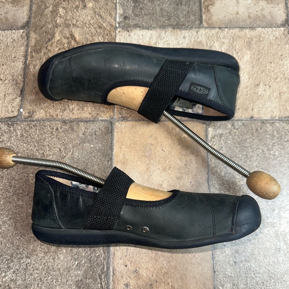 Keen Black Women's Shoes